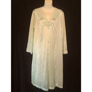Vintage Vanity Fair Nylon Robe Size Medium